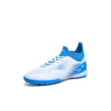 Белый и синий цвет шипов