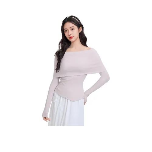 Three Blessings Standard T-Shirt Женская