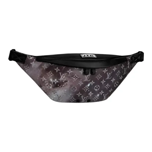 LOUIS VUITTON Покрытый холст Бананка Унисекс Коричневый