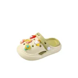 Оливковый зеленый