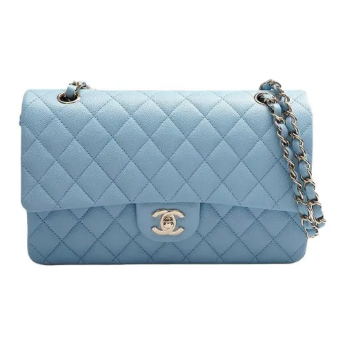 CHANEL Сумки через плечо Женские
