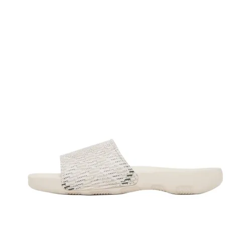 Burberry Шлепанцы Мужские Белые