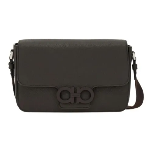 Ferragamo Hammered Текстура Телячья кожа Курьерская сумка Сумка на плечо Женская Черная