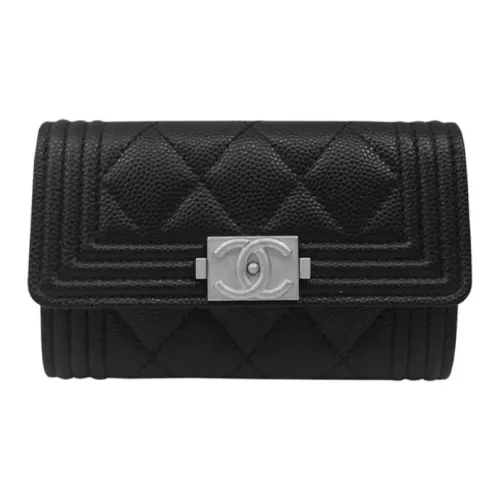 CHANEL Женские кошельки