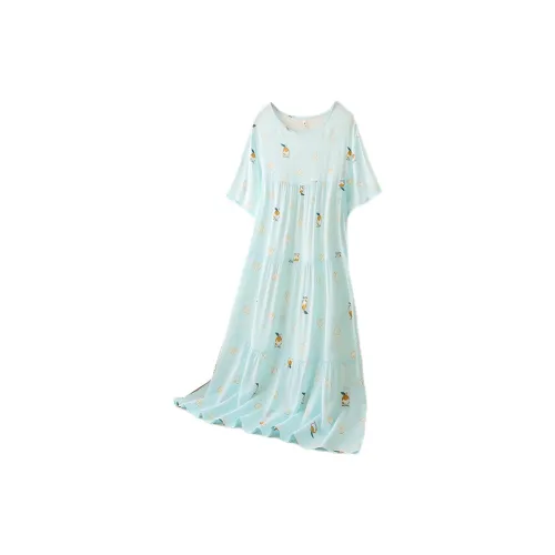 Flowers in water Ночная сорочка Женская