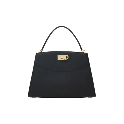 FERRAGAMO Studio Телячья кожа Одно плечо Сумка Средний Женский Черный