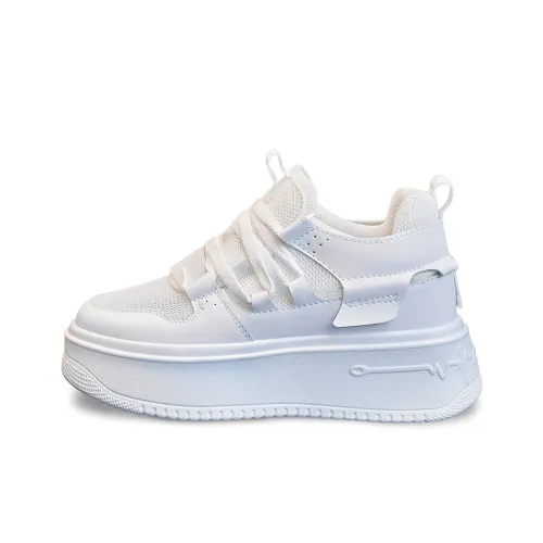 A Poinsettia Princess Casual Женские