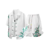 Белый топ и шорты