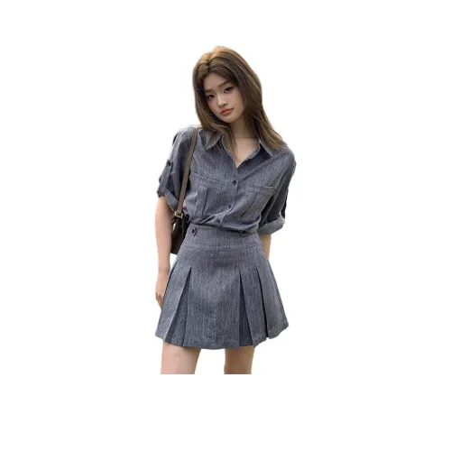 Женские комплекты с юбкой