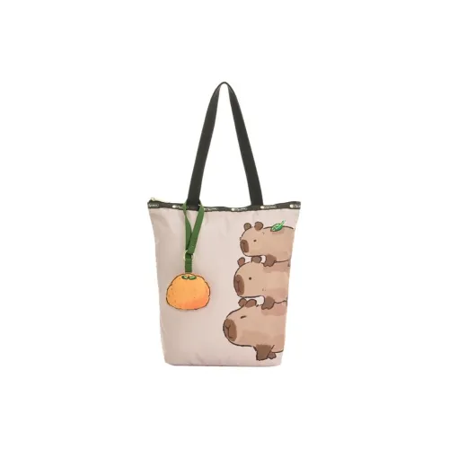 LeSportsac Клатчи Бежевые Женские