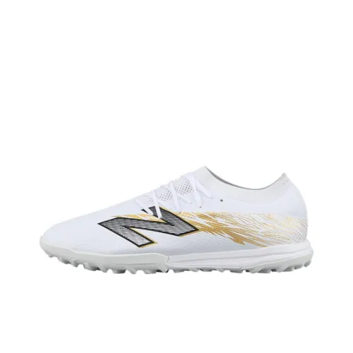 New Balance Furon V8 Футбольные бутсы Низкий Верх Белый Золото Черный Унисекс