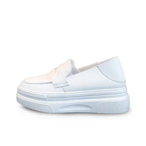 A Poinsettia Princess Casual Женские