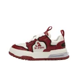 Белый красный