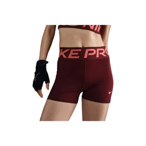 Nike Спортивные шорты Женские Темно-красный