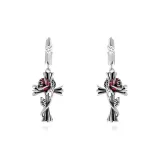 Серьги-гвоздики с розовым крестом (1 пара)