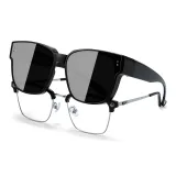 Черная оправа с серыми линзами