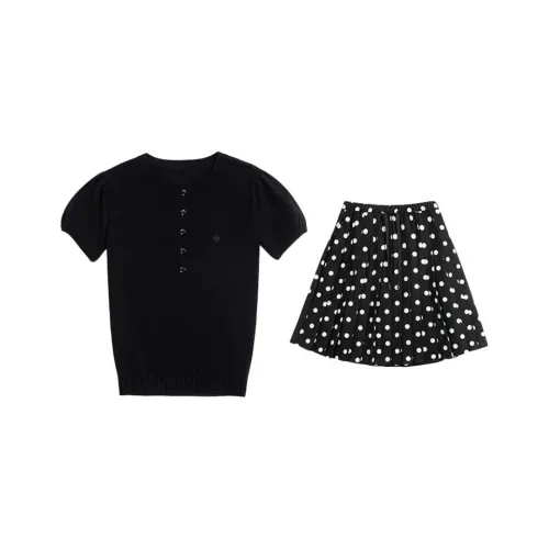 SKYA Женские комплекты с юбкой