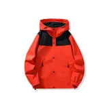 Оранжево-красный