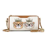 Экрю Коробка не включена