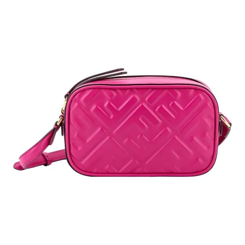 FENDI Сумки через плечо Женские