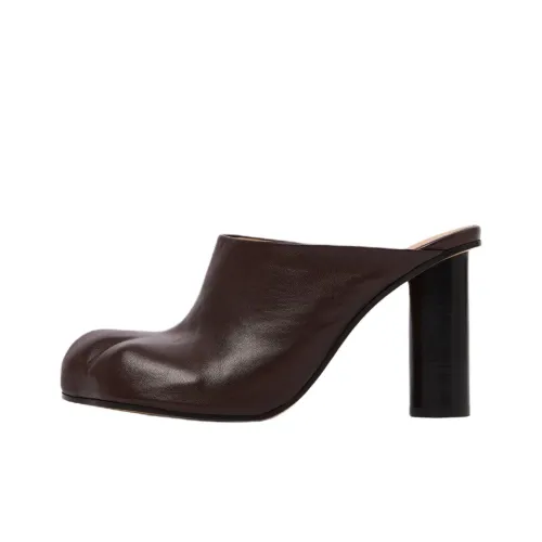 JW Anderson Домашние тапочки Женские Темно-коричневый