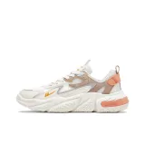 Бежево-оранжевый