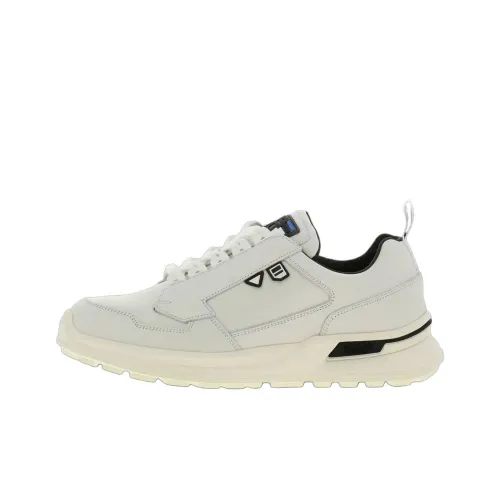 PRADA Низкий топ Повседневная обувь Мужская Белая