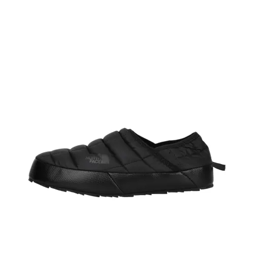 THE NORTH FACE Thermoball Traction V Low Топ Повседневная обувь Женская Черная