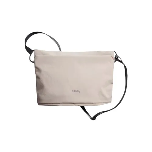 BELLROY Сумки через плечо Луна Белый Унисекс