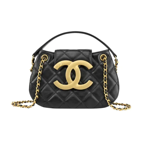 CHANEL Сумки через плечо Женские