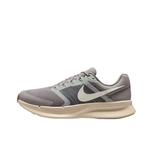 Nike Run Swift 3 Беговые кроссовки Низкий топ Университетский Серый/Свет Серебряный/Жемчужно-белый/Парусный белый Мужской