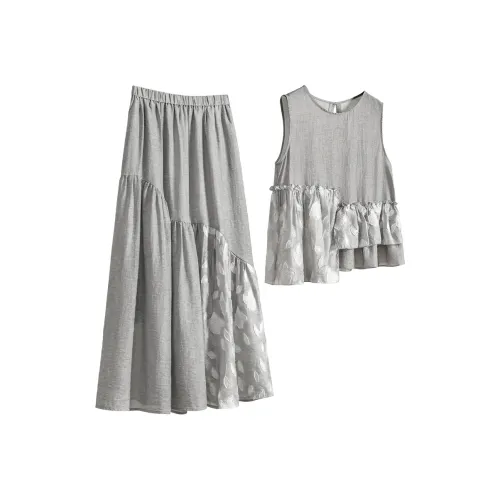 TOUCH Женские комплекты с юбкой