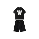 Чёрный топ + чёрные штаны