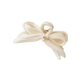 Молочно-белый