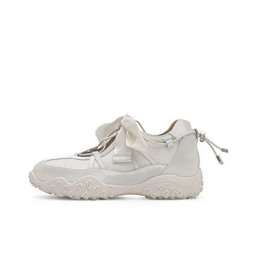 A Poinsettia Princess Casual Женские