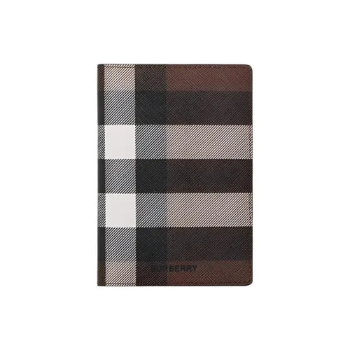 Burberry с кожаными вставками держатель для паспорта мужской темно-коричневый березовый лист