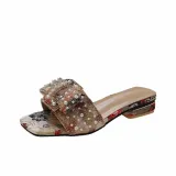 Красные цветы