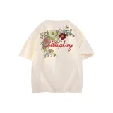 Светлый бежево-абрикосовый.