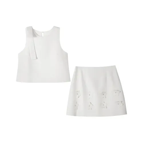 COVT Женские комплекты с юбкой