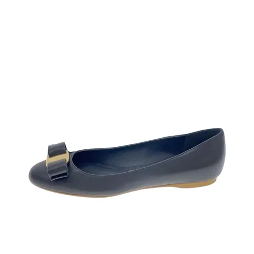 Ferragamo Женские повседневные туфли для женщин