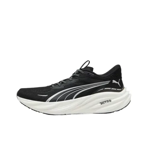 PUMA Magnify Nitro Low Беговые кроссовки Мужские Черные