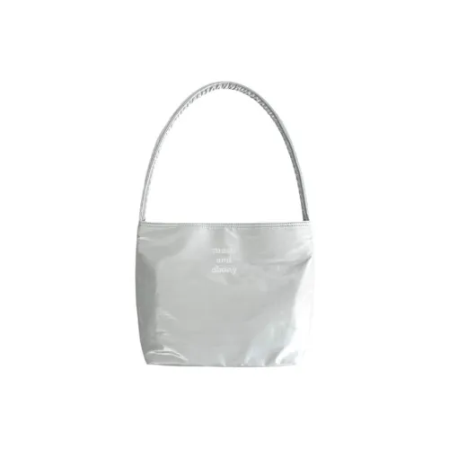 MUCU AND EBONY Полиэстер Ведрообразная Сумка Стандартная Женская Серебряная
