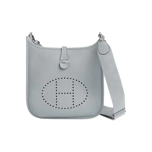 HERMES Evelyne Clemence Bullock Кожа Сумка через плечо Сумка на плечо Женская 8U BLEU Ледниково-голубой