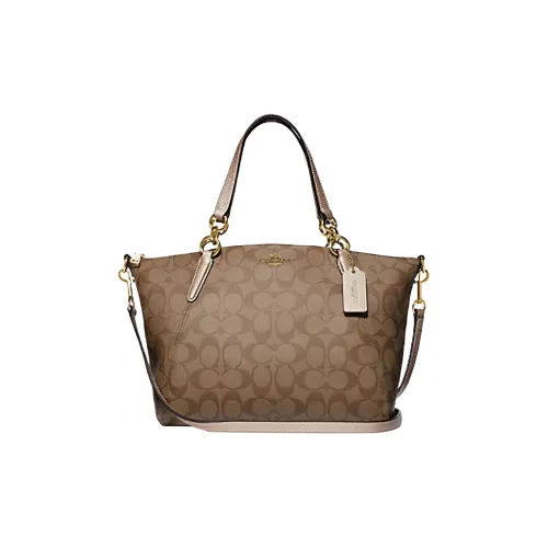 COACH Kelsey Клатчи Женские