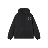 Чёрный котёнок