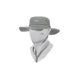 Светло-серый комплект одежды