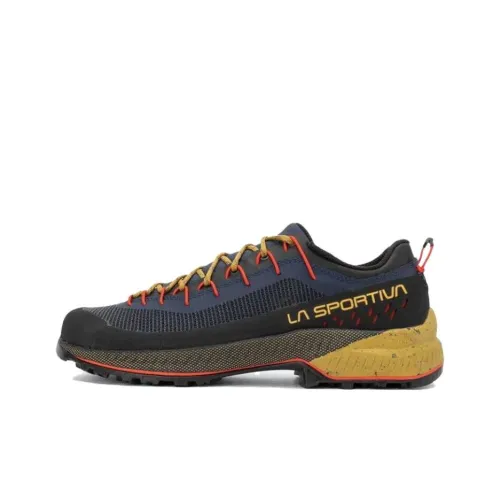 LA SPORTIVA Альпинистские и туристические ботинки Низкий верх Черный Синий Мужской