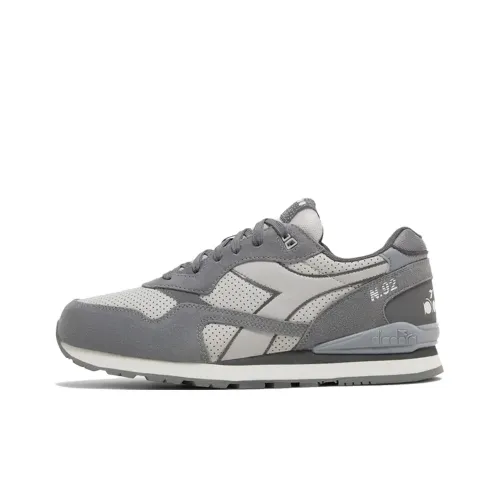 DIADORA N.92 Беговые кроссовки Низкий топ Серый Унисекс