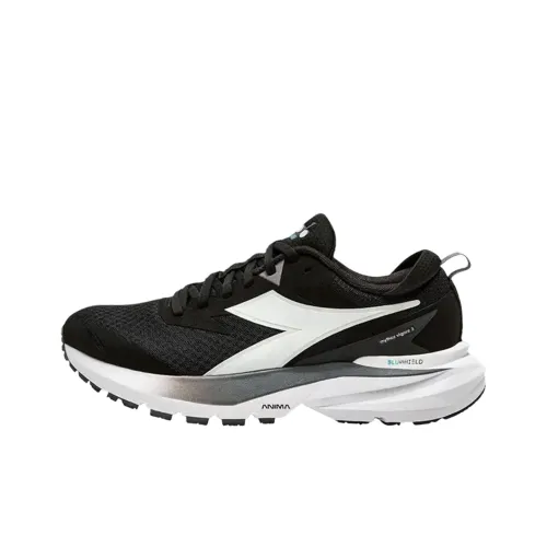 DIADORA MYTHOS BLUSHIELD VIGORE 3 Устойчивые к истиранию низкие беговые кроссовки унисекс черного цвета