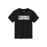 Глубокий черный